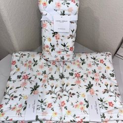 4-NWT LAURA ASHLEY FLORAL DESIGN TOWELS SET BUNDLE