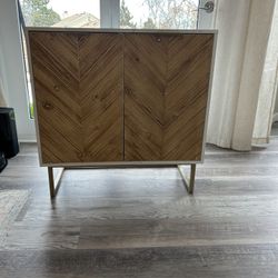 Cabinet/entry Table/side Table 