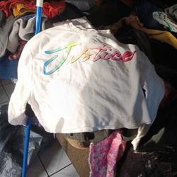 Freee Ropa Gratis De Mujer Y Dd Niña Como De 8 Años 
