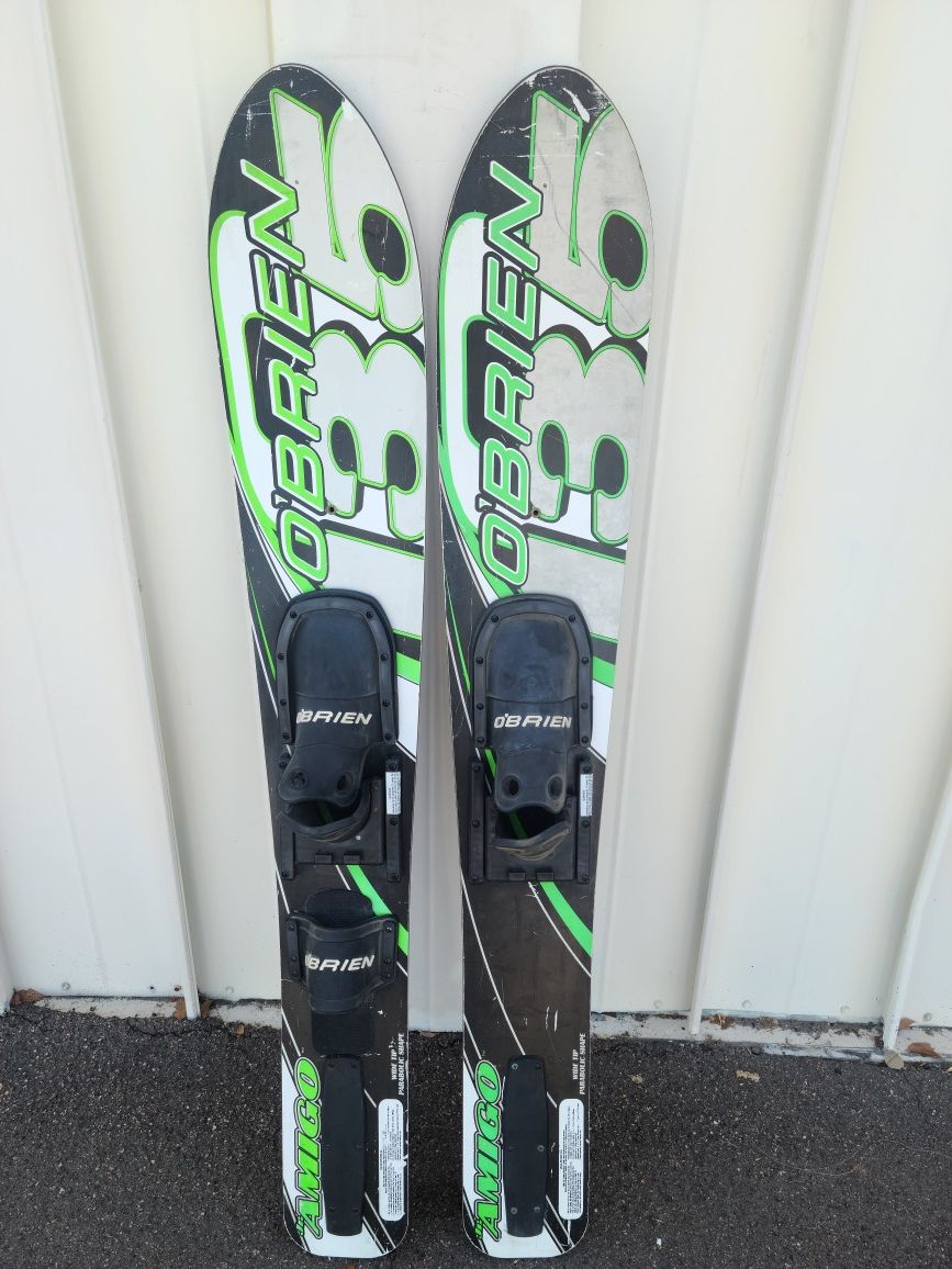 Obrien single dubel water skis