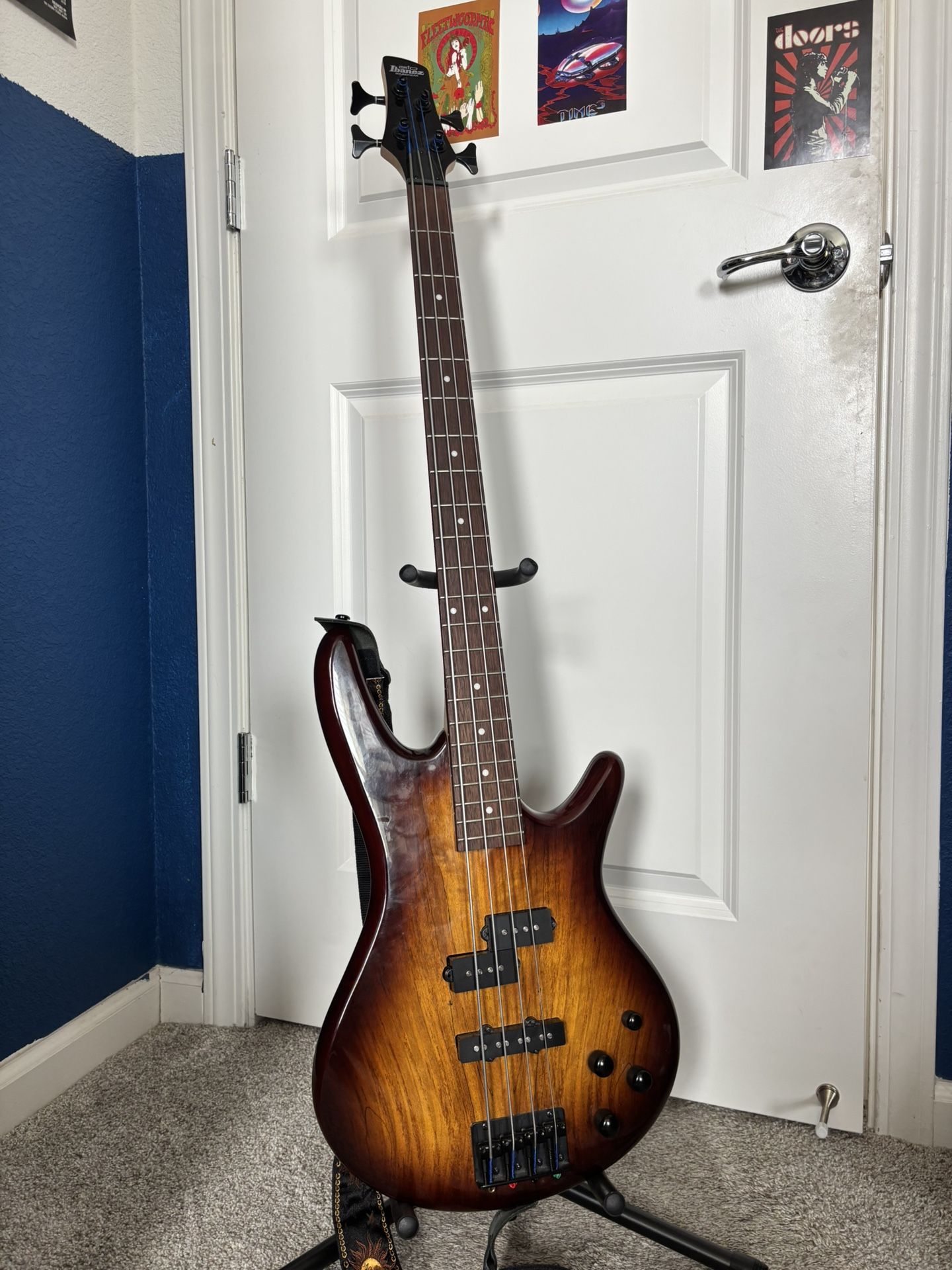 Ibanez GSR200 4-String Bass Guitar (brand new)