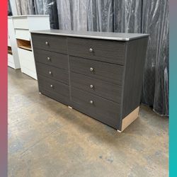 8 Drawer Dresser 