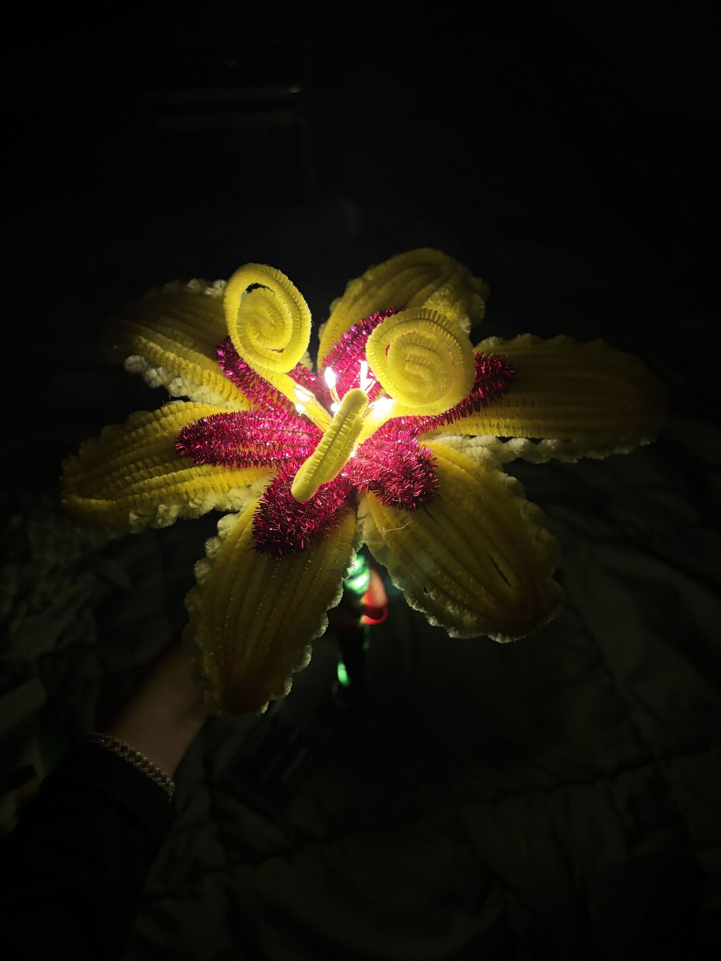 Tangled flower