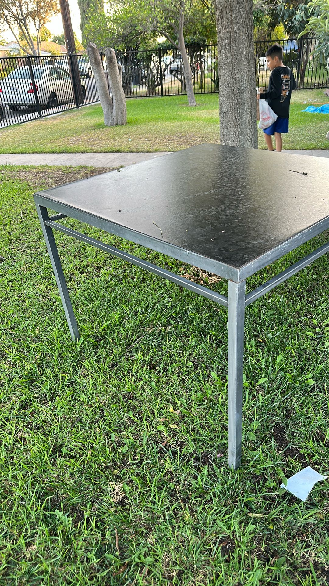 Metal table