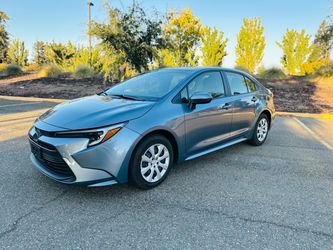 2025 Toyota Corolla hybrid
