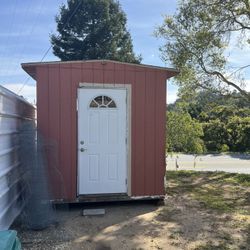 Shed $700