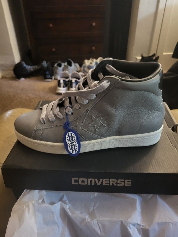 Size 8 Never Worn 200hrd