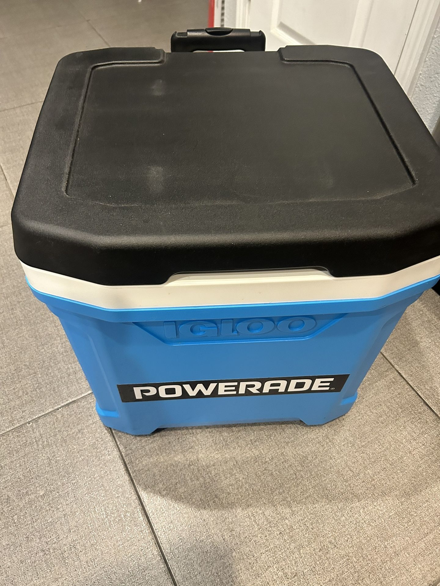 Cooler Powerade