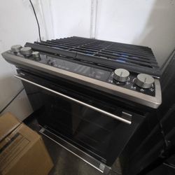 30" WHIRLPOOL SLIDE IN STOVE STAINLESS STEEL 