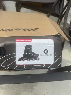$70 For EVERYthing! Size 7 Women’s Roller Blades With Helmets And Protection Hand, Shoulder And Knee Pads