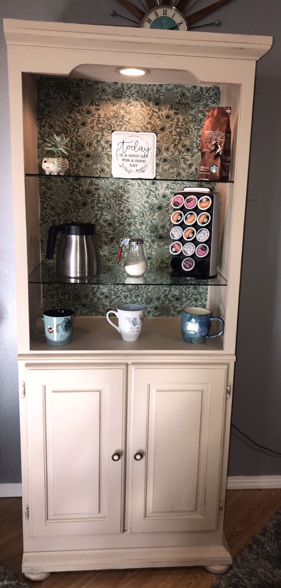 shabby chic modern coffee station /display hutch-price Firm