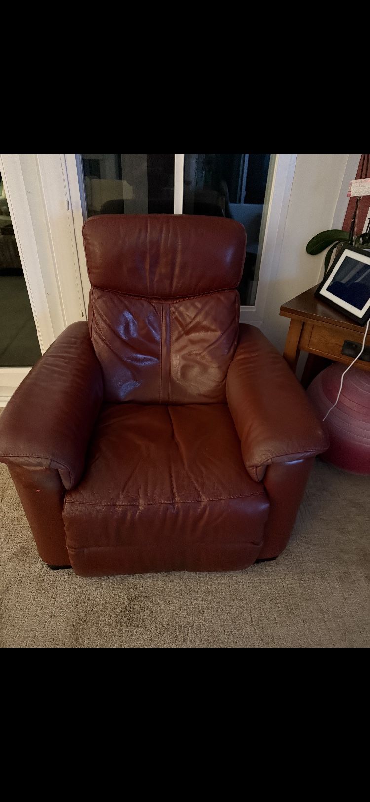 FREE SOFA CHAIR