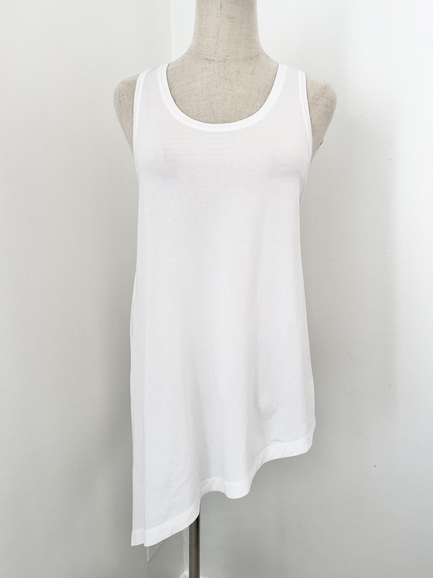 Lululemon White Top Size 6 ( Medium)