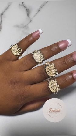 Gold hk face rings