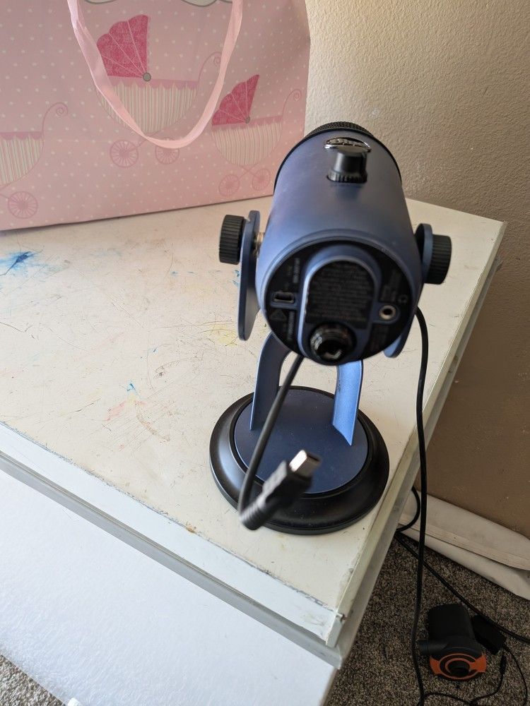 Microphone