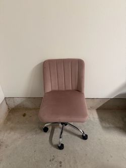 Modern Pink Velvet Desk Chair