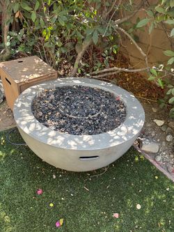 Round Concrete Outdoor Gas Fire Pit