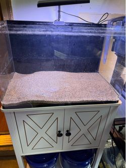 10 gallon curve  aquarium  and stand