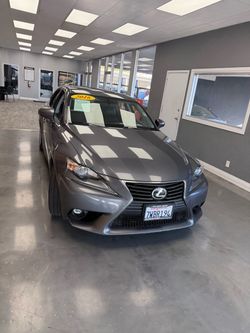 2016 Lexus IS