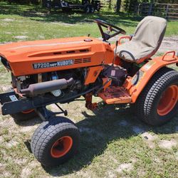 Kubota B7200 Hst 4x2 Diesel Tractor 