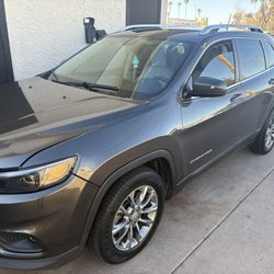 2020 Jeep Cherokee