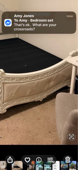 Bedroom set