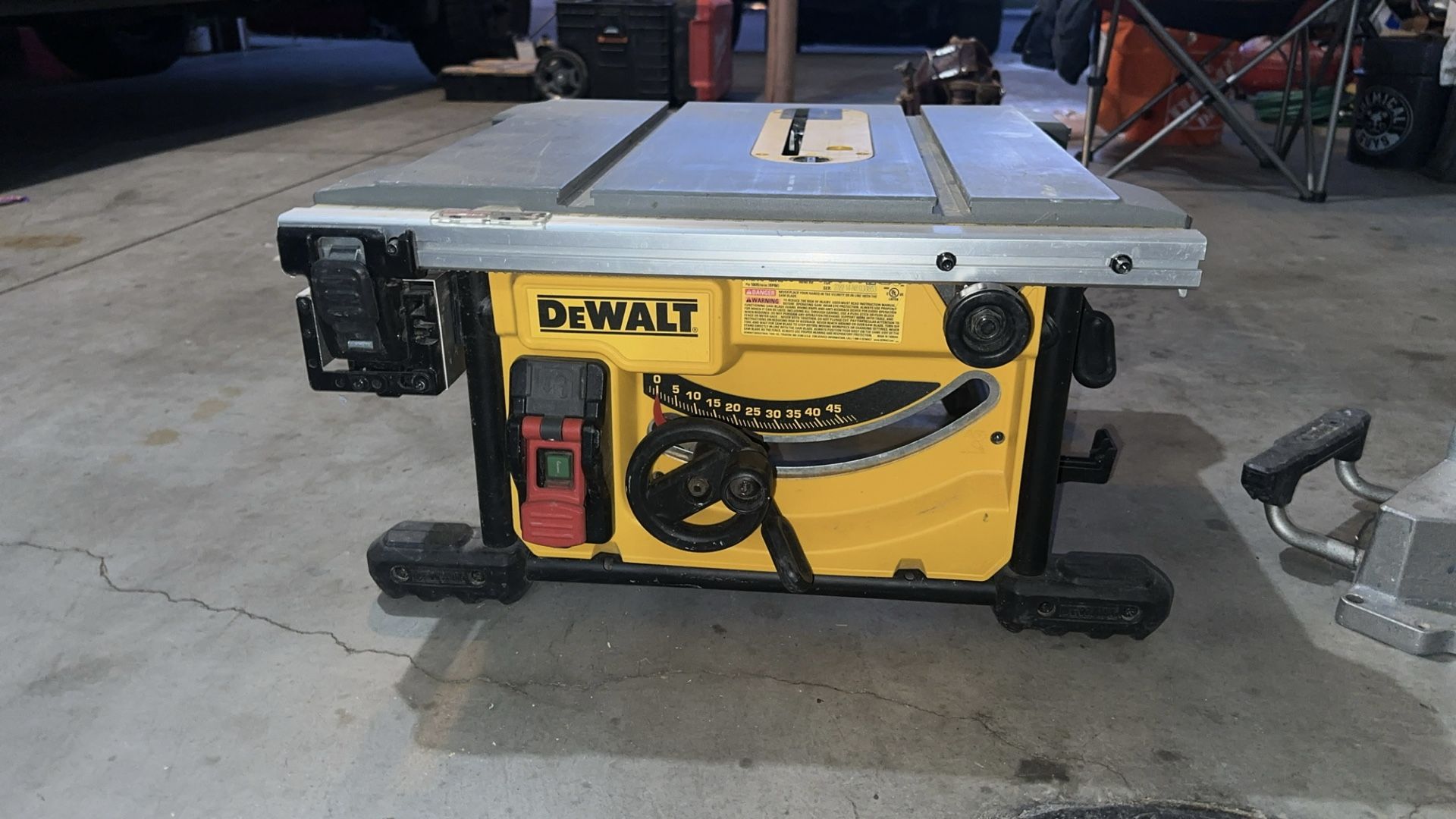 DeWalt Table saw 7 1/4 and Miter Saw 12 In