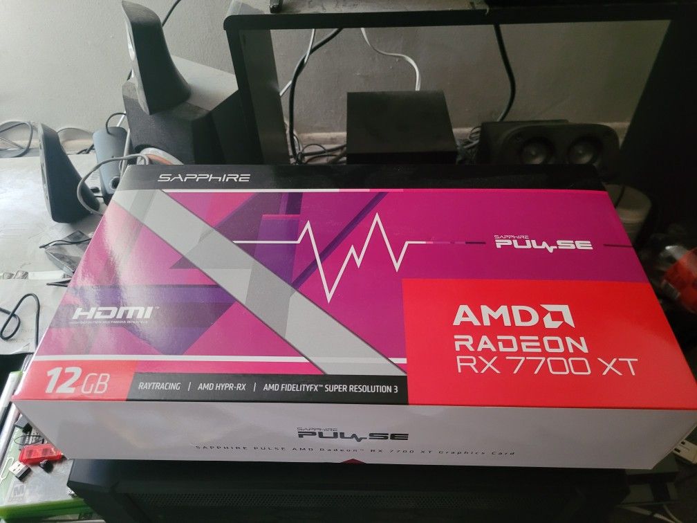 AMD Radeon RX 7700 XT graphics card