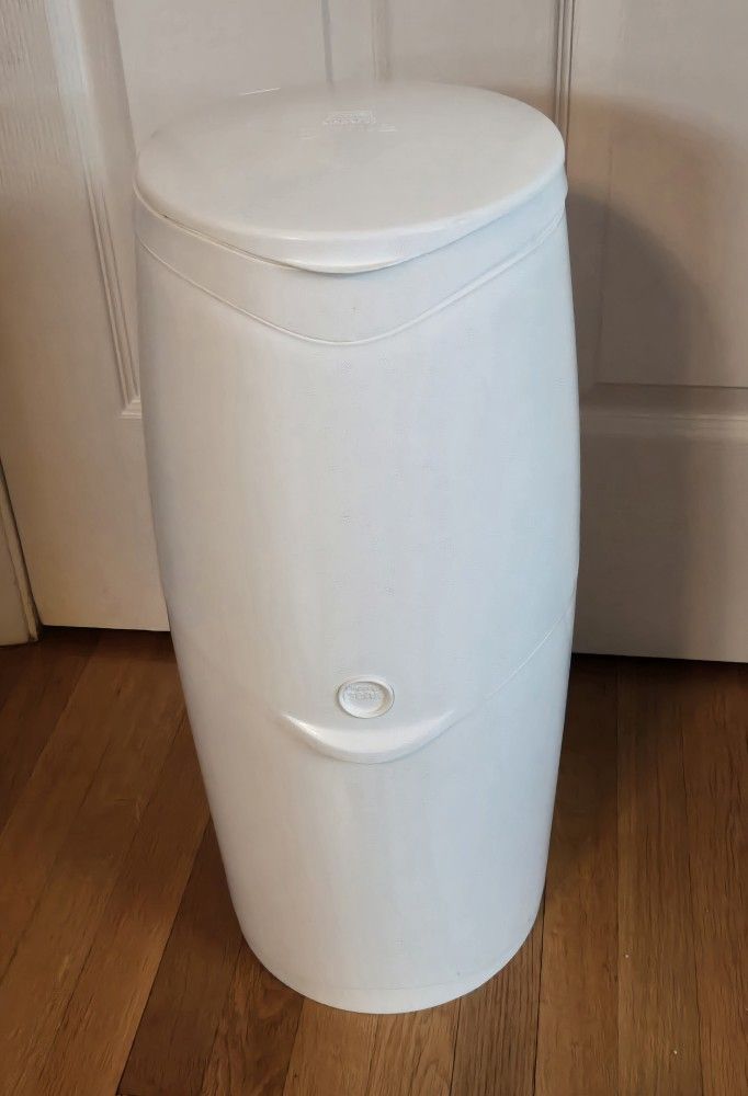Playtex Diaper Genie Elite Pail