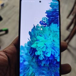 Samsung Galaxy S20 FE 5G 128GB Storage 6GB Ram Phone Unlocked in Excellent Condition. 