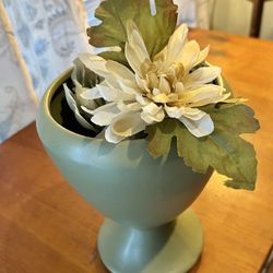 Vintage Haeger Floraline Vase