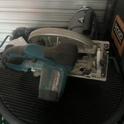 Makita DSS611Z 18V LXT – 165mm Cordless Circular Saw