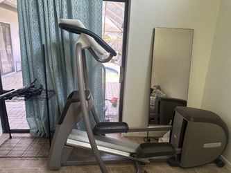 Elliptical - Precor EFX 5.31 Crosstrainer