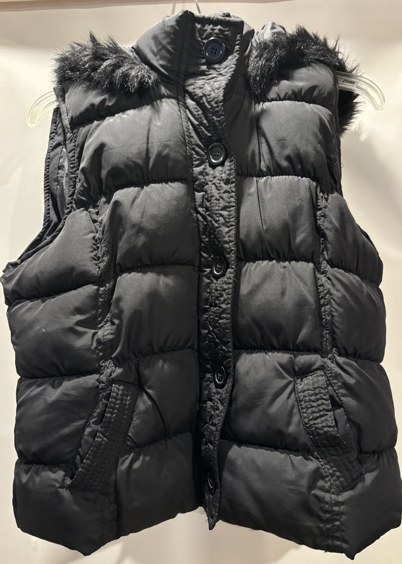 Black Puffer Vest Womens M Or Juniors XL