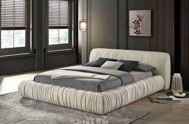 Queen Modern Bed