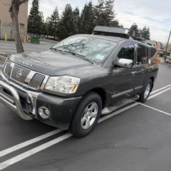 2004 Nissan Armada