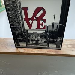 Pennsylvania LOVE Statue Landmark Wall Art And love metal Table Sign Set 