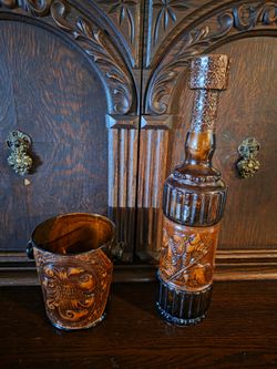 Vintage Leather Bottle & Ice Bucket