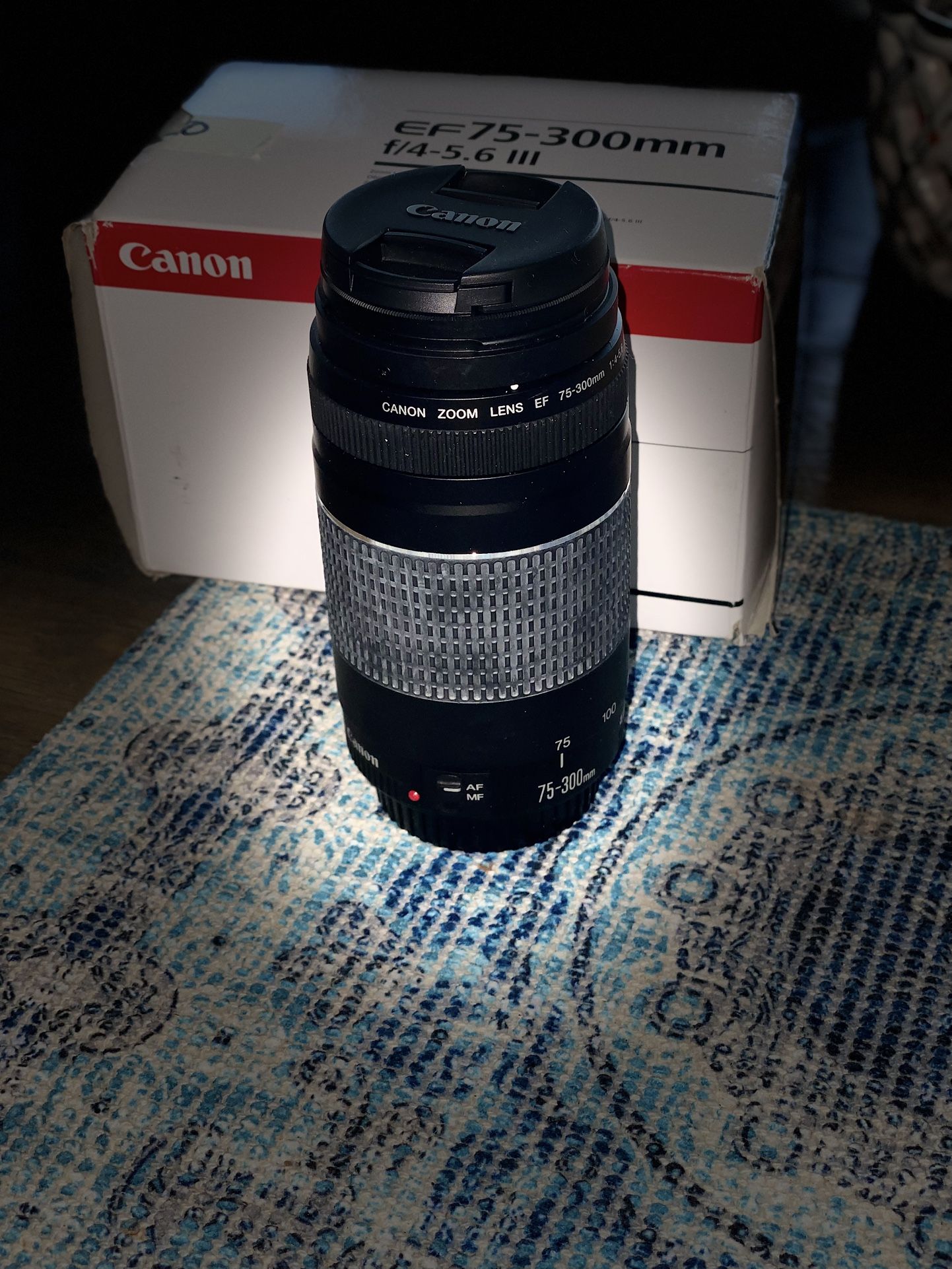 Canon EF 75-300mm f/4-5.6 III