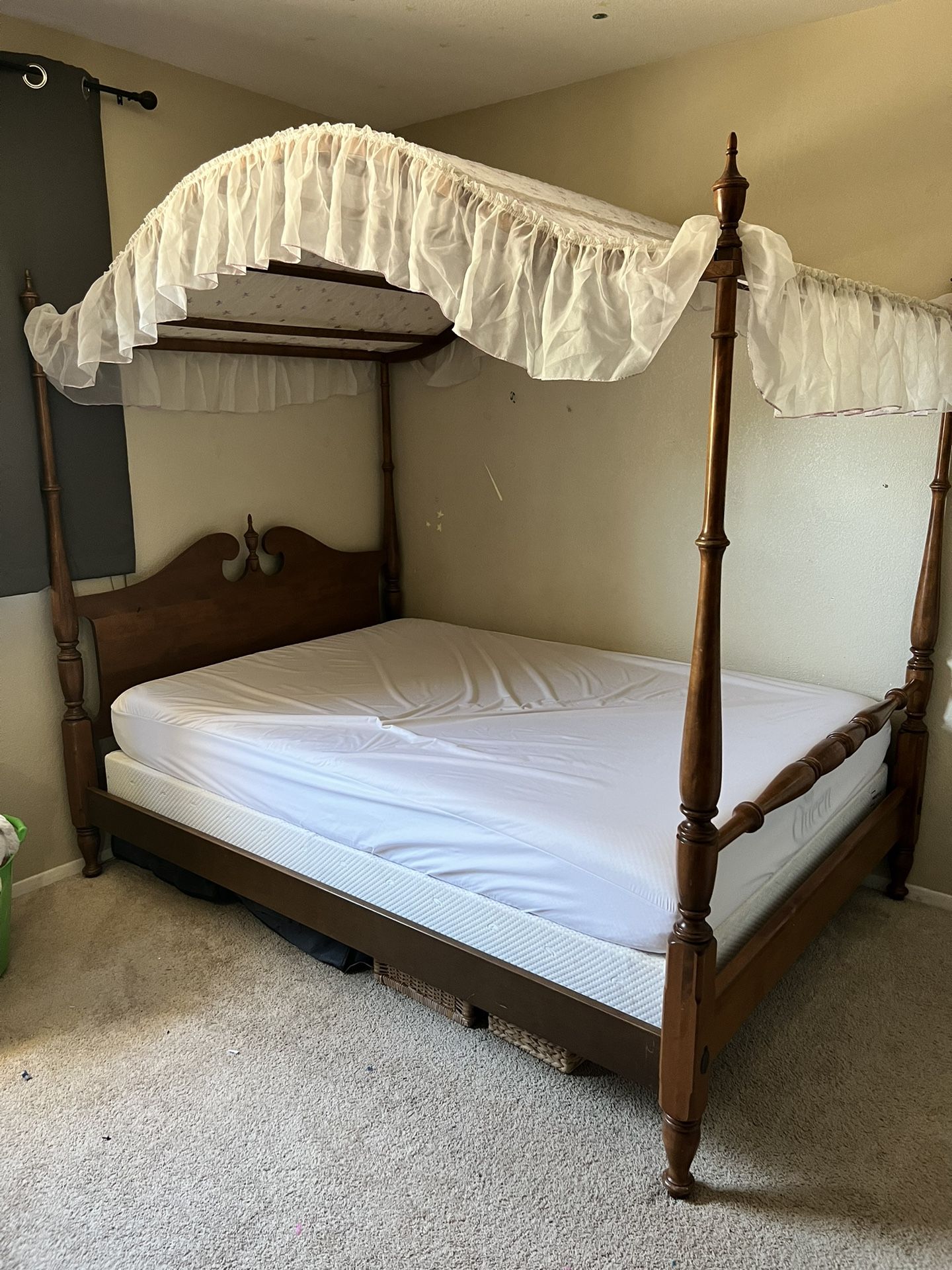 Ethan allen sale canopy bed