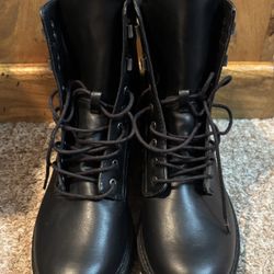 NEW Black Combat Boots Women’s Universal Thread  Marta Faux Leather.