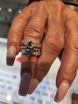 2ct Marquee With Bands