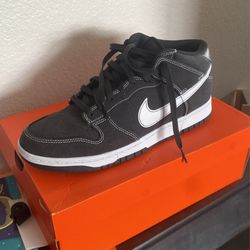 Nike Dunk Mid Black Canvas