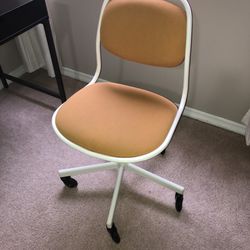 Rolling Desk Chair 