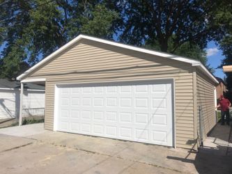 Garage....new