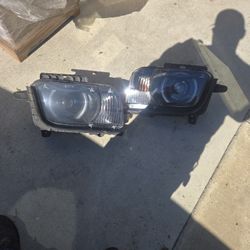 2010- 13 Chevrolet Camaro Headlights
