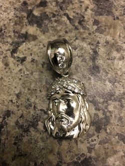 Real 925 silver iced out Jesus pendant