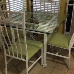 Small Dinette 
