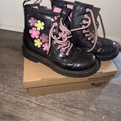 Dr Marten Boots 