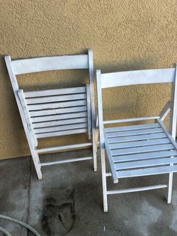 2 patio chairs